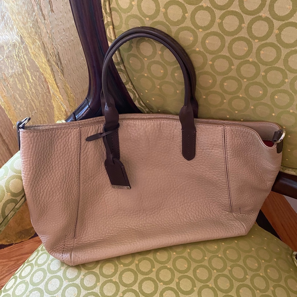🔥🔥🔥CLEARANCE SALE!! PriceDrop!!Cole Haan cream leather tote